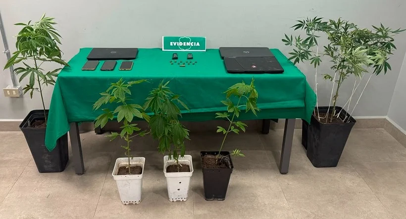 Operativo en Arica: OS9 y Fiscalía incautan material pornográfico infantil, armas y drogas Tres detenidos en allanamientos en cuatro inmuebles.  